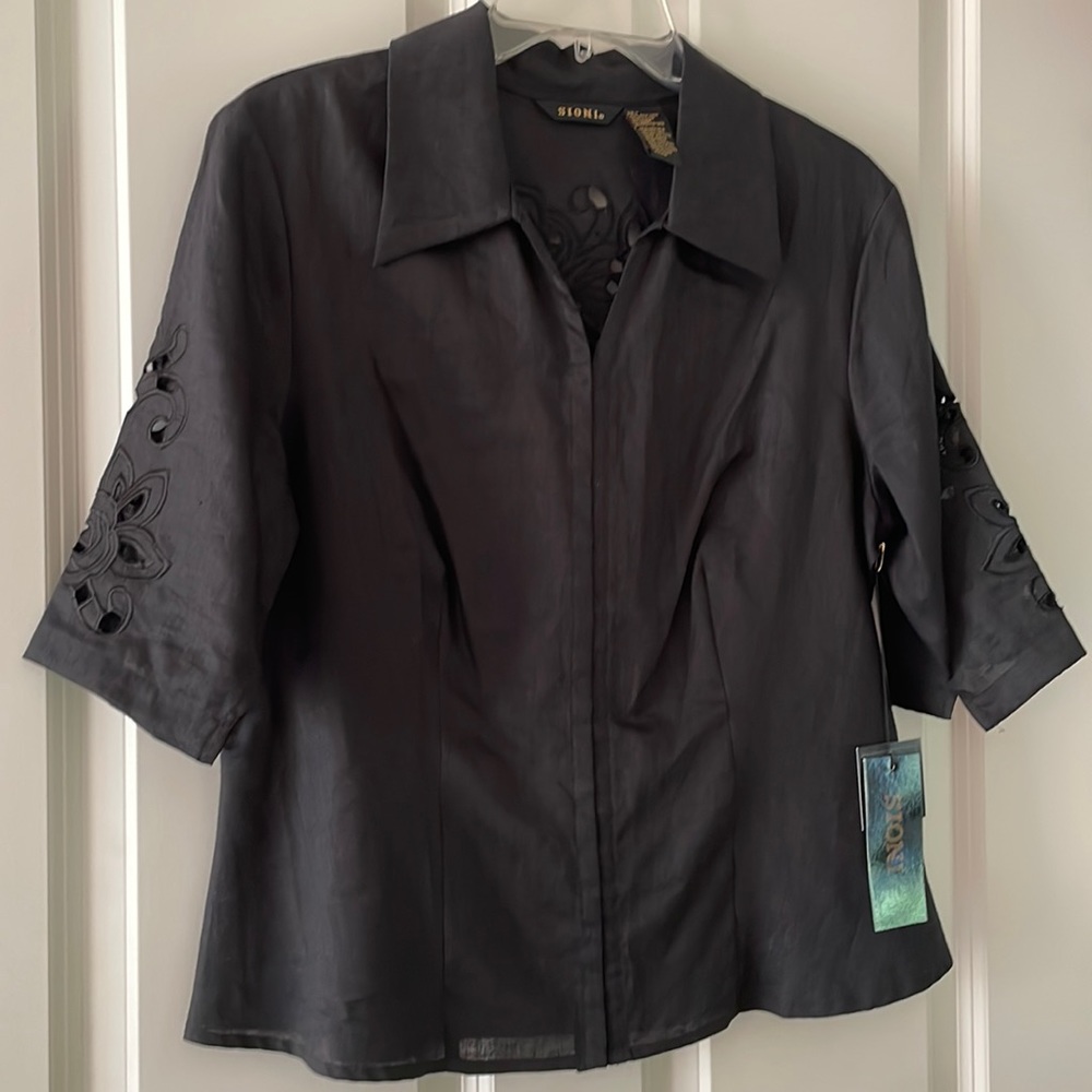 Linen SIONI blouse, eyelet black flower silhouette pattern, new with tags